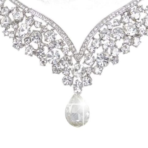 Silver & White Diamond Austrian Crystal Teardrop V Shape Necklace & Earrings Set - Picture 3 of 6